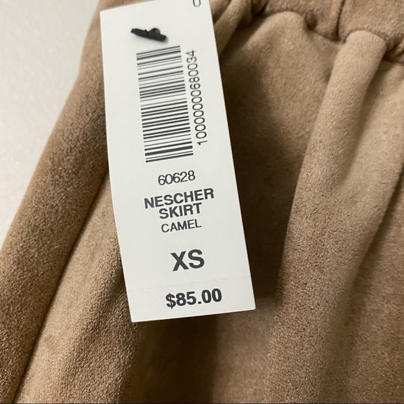 Aritzia Wilfred Suede Tan Skirt XS Camel Boho Cowboy Festival - Picture 3 of 3